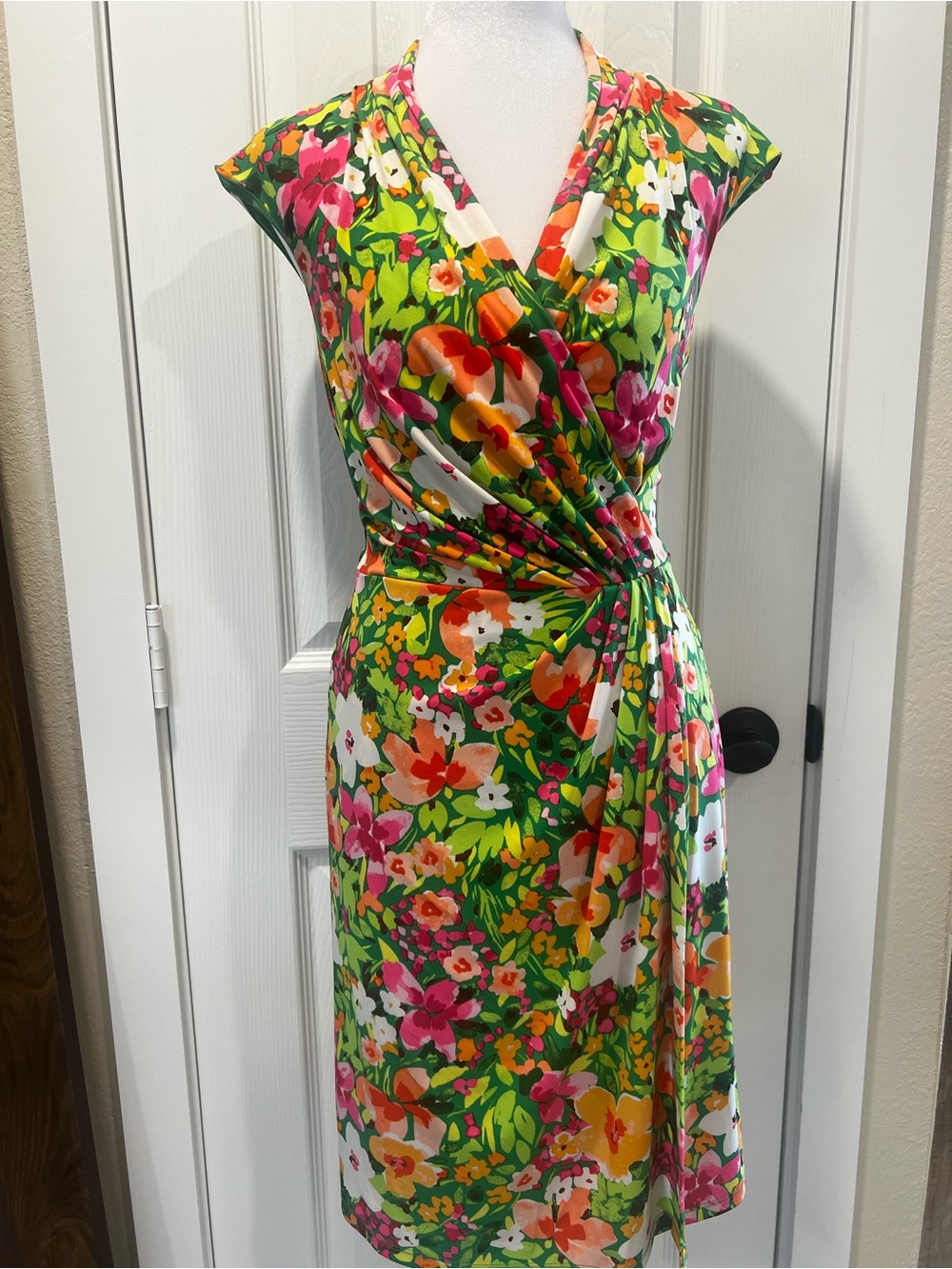 Vince Camuto Green Floral Midi Wrap Dress with Pink & Orange Blooms
